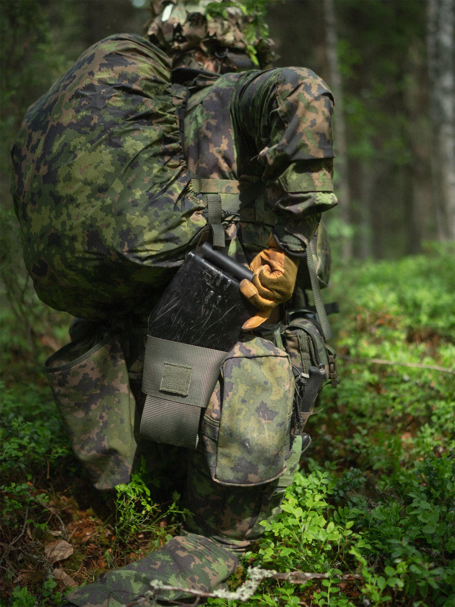 Trifold E-tool pouch - Image 3